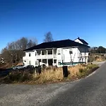 Apartment Klaeboe *