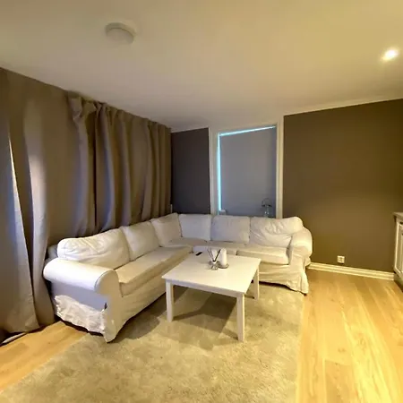 Klaeboe *
